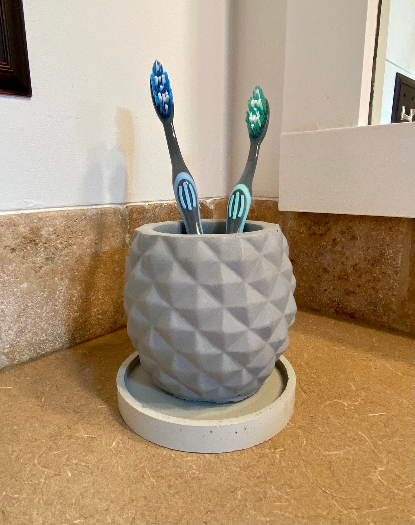 Pineapple Concrete Pot